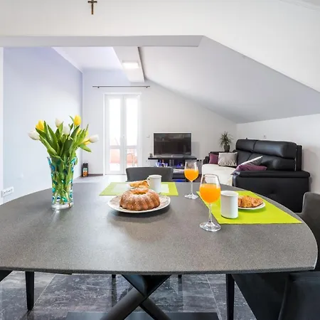 Sb Joy Apartment *