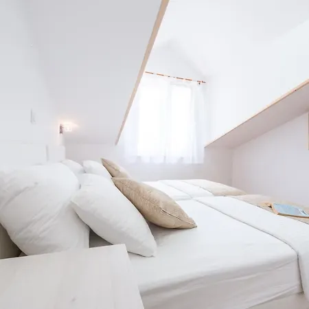 Sb Joy Apartment *