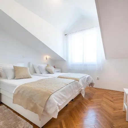 Apartman Sb Joy *